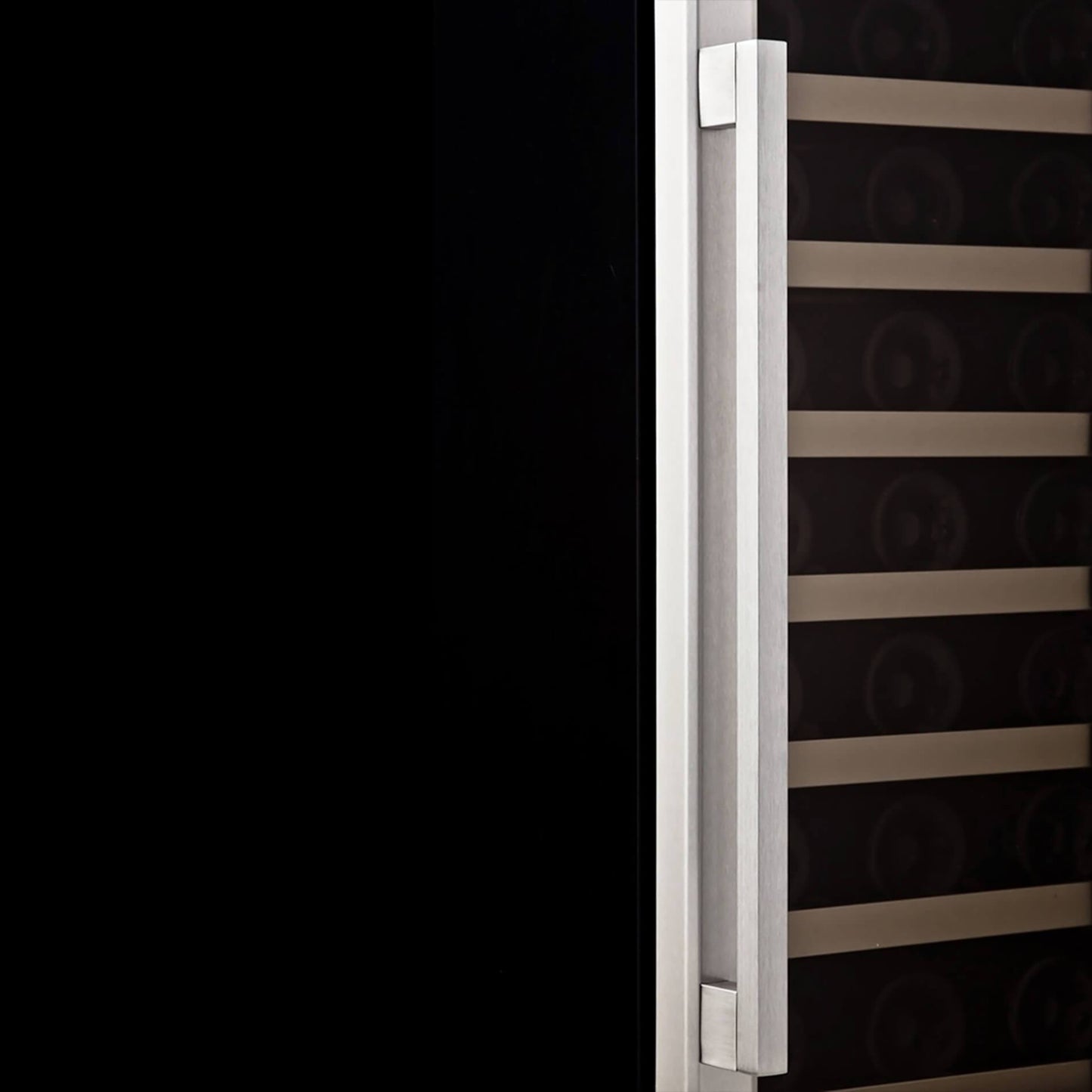 Whynter 18 Bottle Built-In Wine Refrigerator BWR-18SD