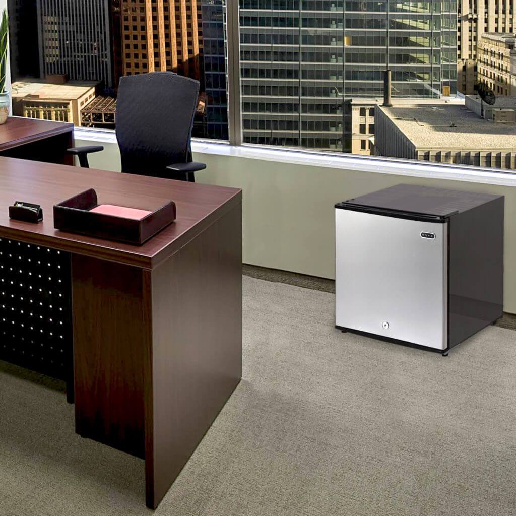 Whynter 1.1 cu. ft. Energy Star Upright Freezer with Lock – Stainless Steel CUF-112SS