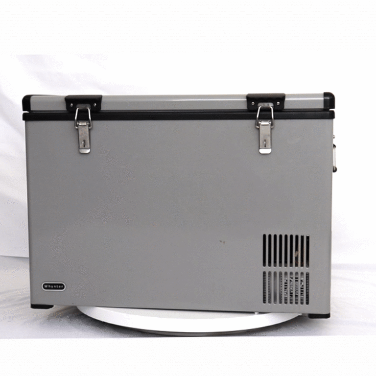 Whynter 65 Quart Portable Fridge/ Freezer FM-65G