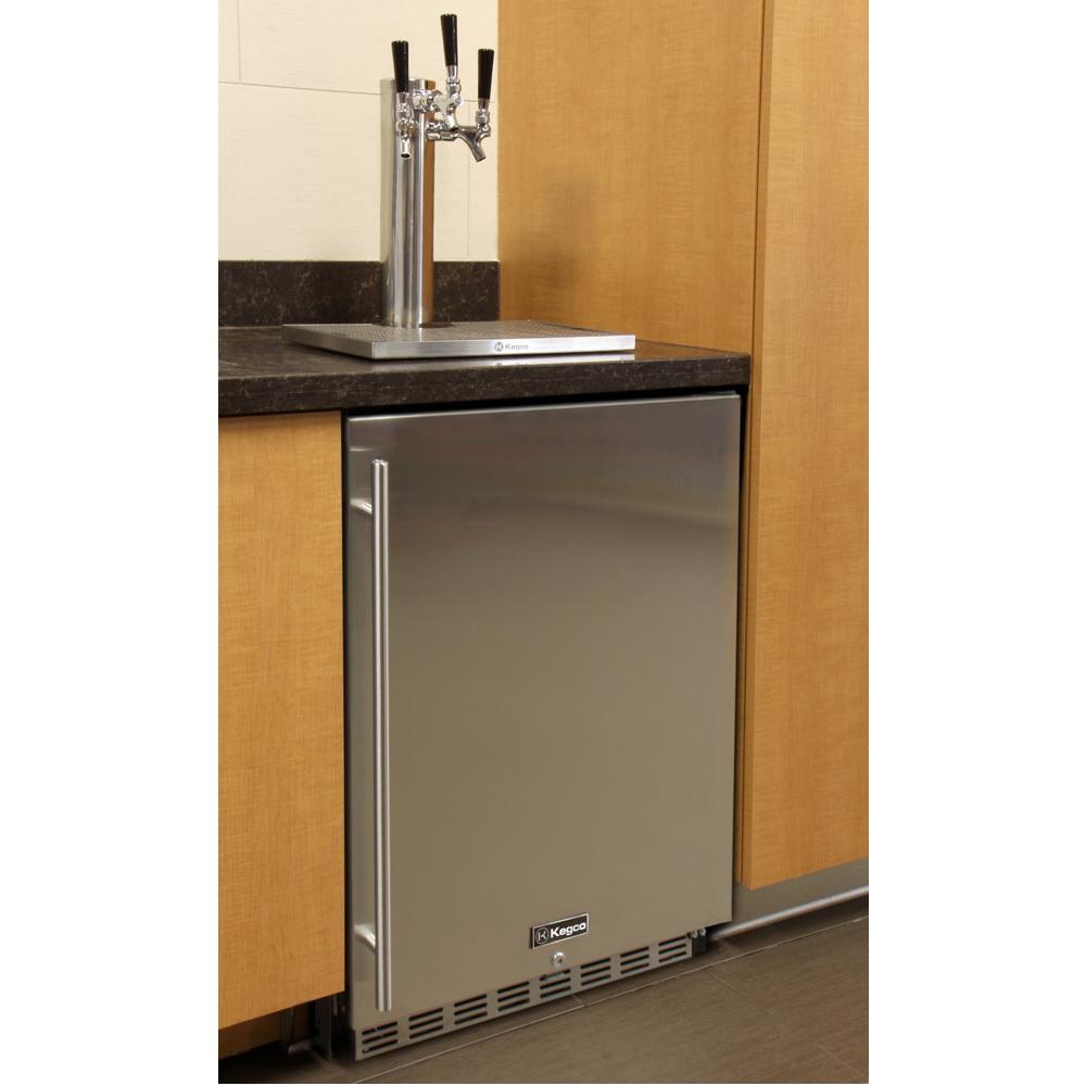 Kegco Three Faucet Digital Undercounter Kegerator with X-CLUSIVE Premium Direct Draw Kit - Left Hinge