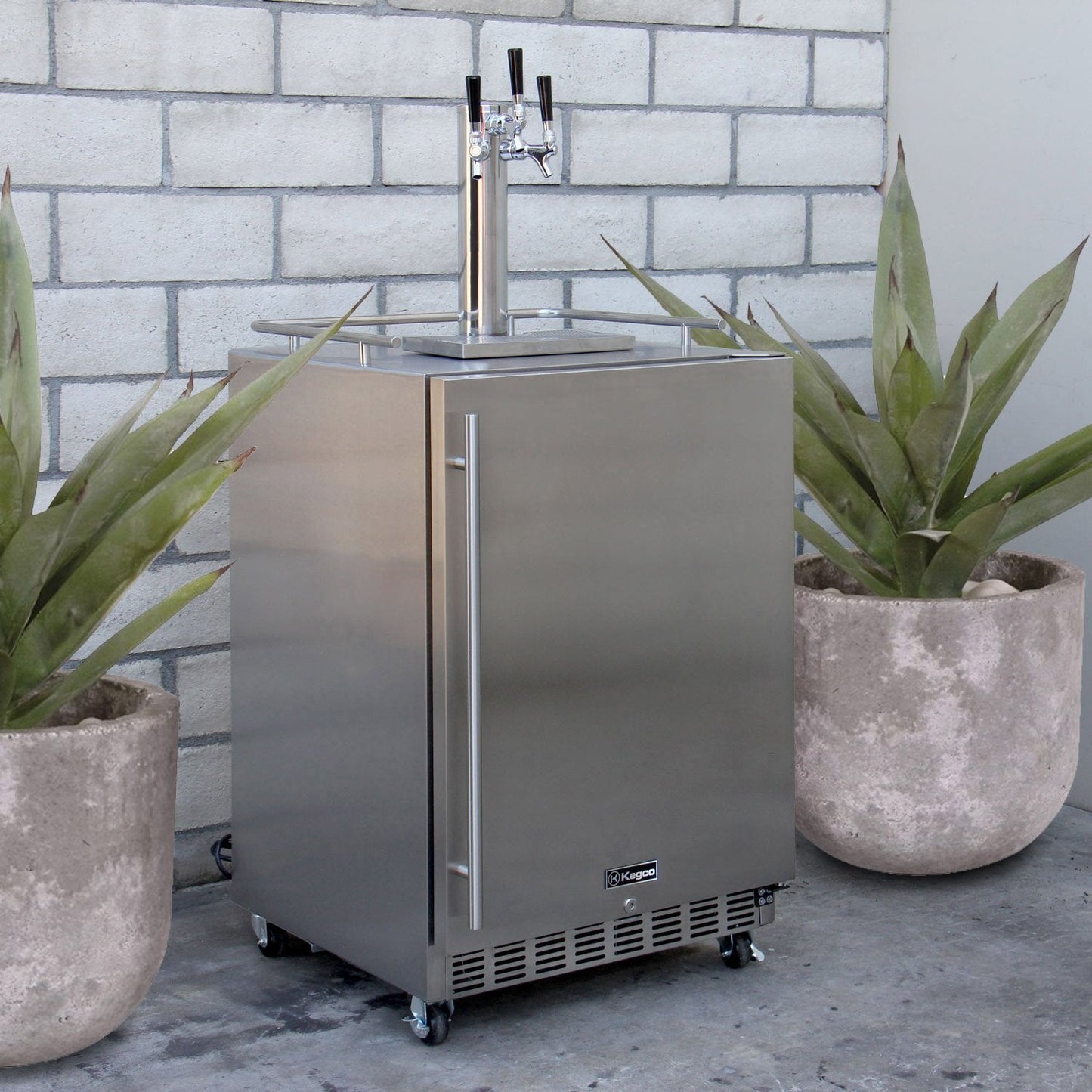 Kegco Three Faucet Digital Commercial Outdoor Kegerator
